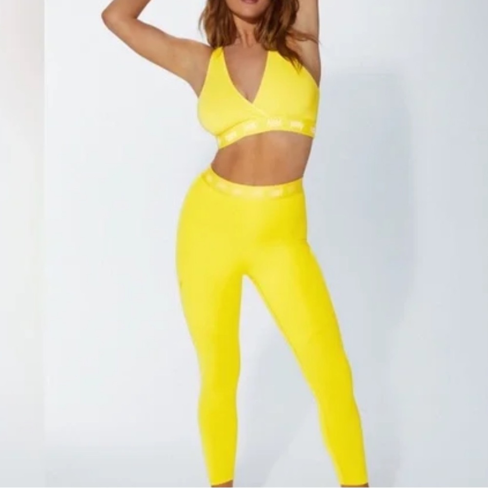 Yitty Yellow High-Waisted Leggings with sports bra. NWOT